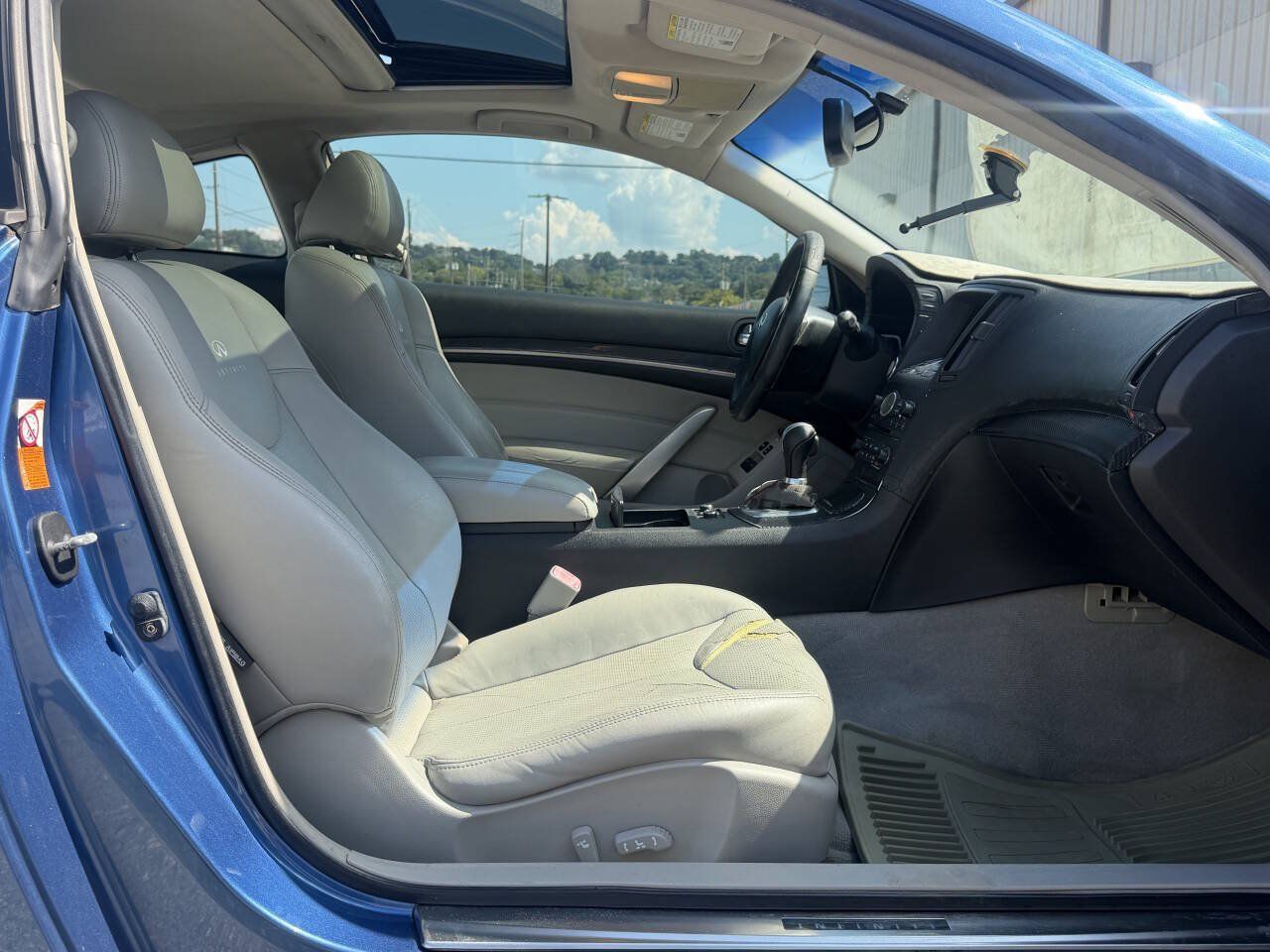 Used 2009 INFINITI G37 x Coupe w/ Premium Pkg AWD/4WD image 18