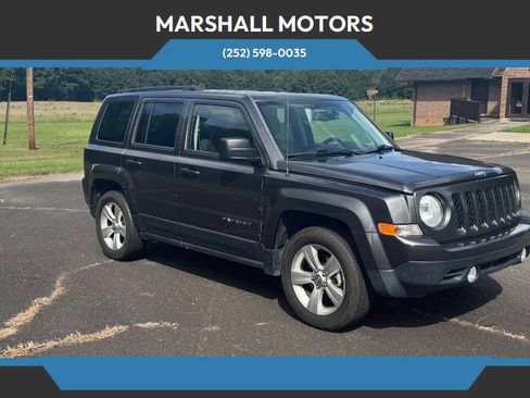 Used 2016 Jeep Patriot Latitude w/ Sun/Sound Group image 1
