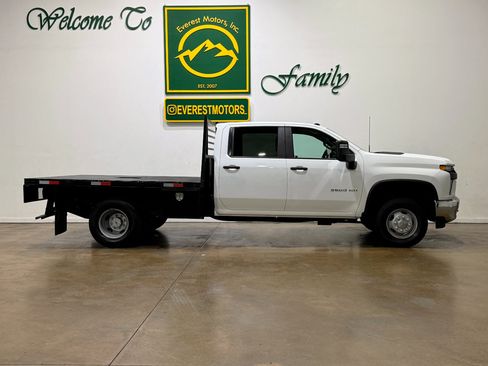 Used 2022 Chevrolet Silverado 3500 W/T w/ WT Convenience Package image 9