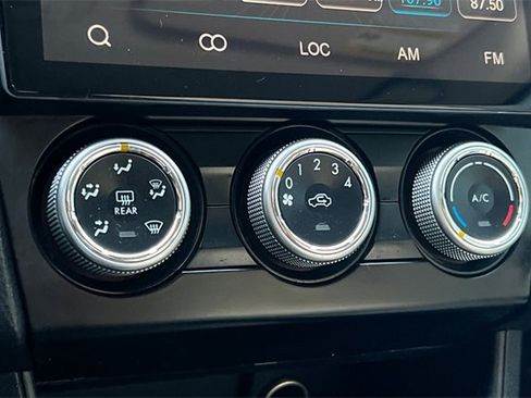 Used 2017 Subaru Crosstrek 2.0i Premium image 22