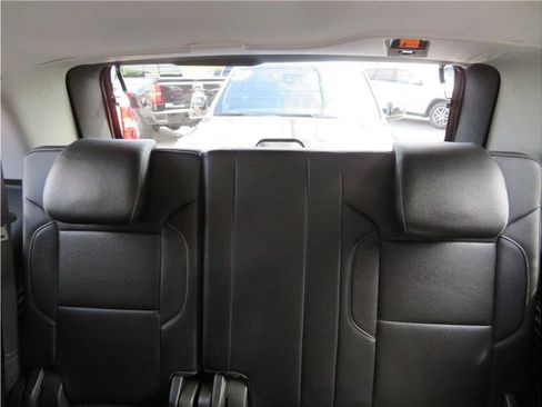 Used 2020 GMC Yukon SLT w/ Open Road Package AWD/4WD image 7