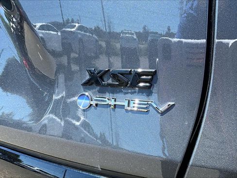 Certified 2025 Toyota RAV4 XSE AWD/4WD image 9