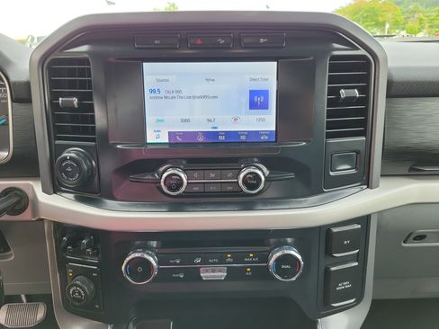 Used 2022 Ford F150 XLT w/ Equipment Group 301A Mid image 10