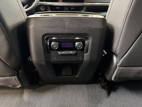 New 2026 Chevrolet Tahoe LT image 17