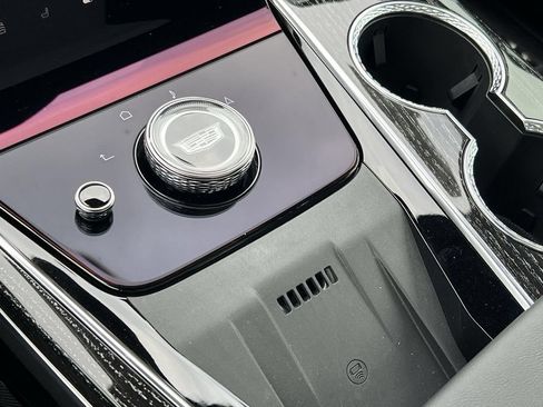 New 2026 Cadillac Escalade IQL Luxury AWD/4WD image 22