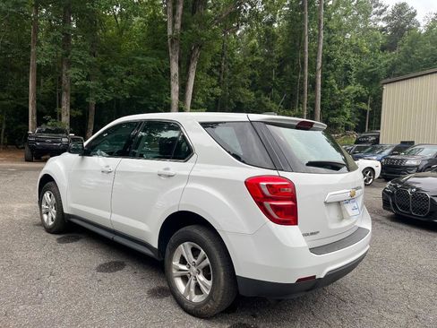 Used 2017 Chevrolet Equinox LS FWD image 6
