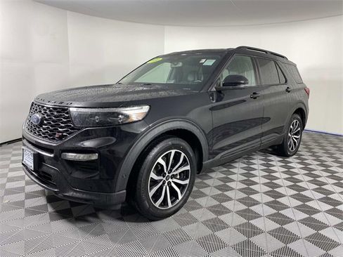 Used 2020 Ford Explorer ST w/ Premium Technology Package image 4