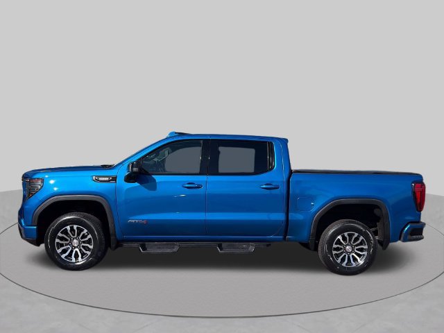 Used 2022 GMC Sierra 1500 AT4 w/ AT4 Preferred Package AWD/4WD image 3