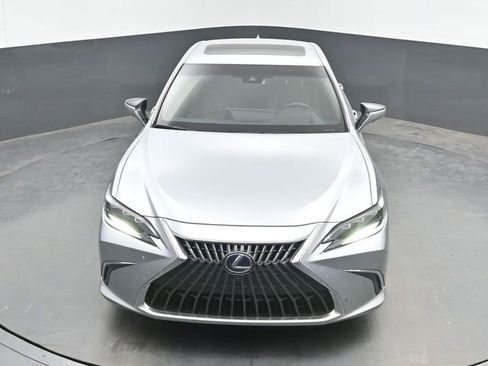 Used 2022 Lexus ES 300h Ultra Luxury w/ Accessory Package 2 FWD image 14