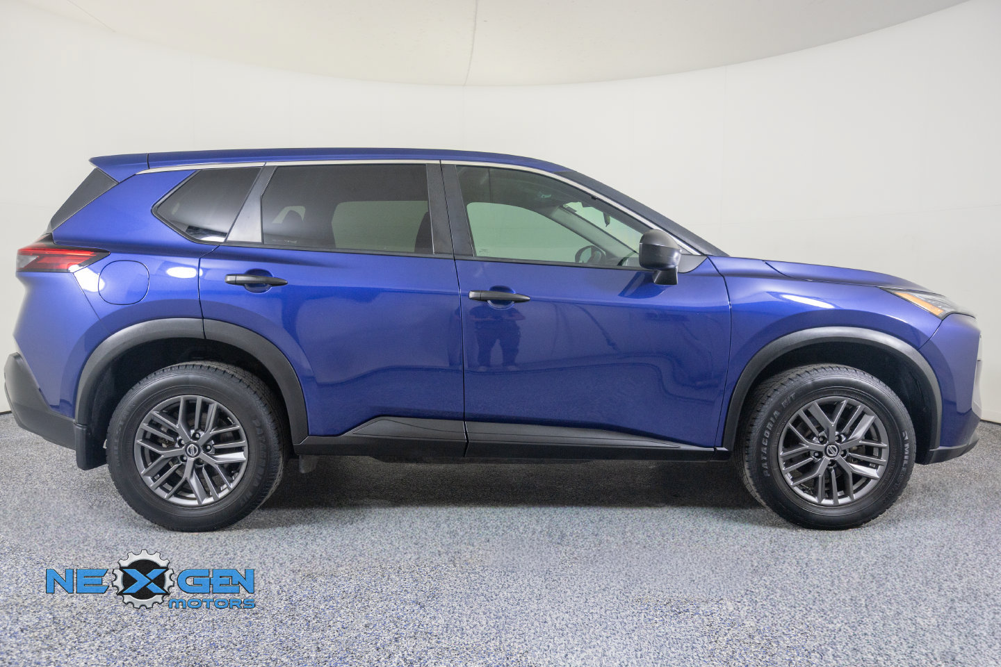 Used 2021 Nissan Rogue S AWD/4WD image 41