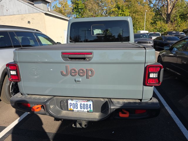 Used 2025 Jeep Gladiator Mojave AWD/4WD image 8