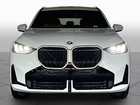 Certified 2025 BMW X3 xDrive30i w/ M Sport Package AWD/4WD image 3