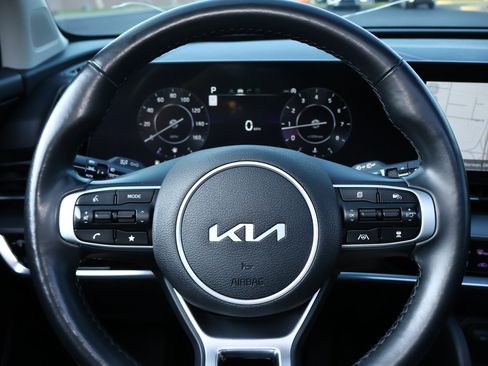 Used 2023 Kia Sportage SX FWD image 15