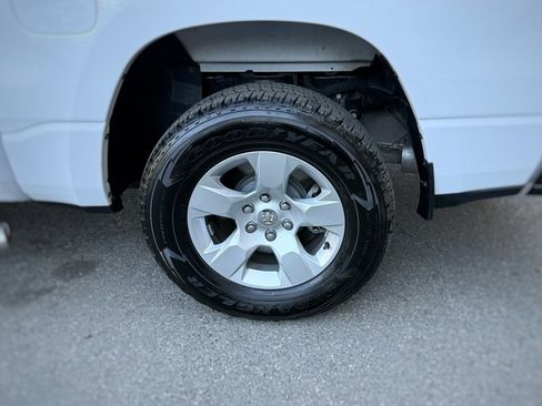 Used 2024 RAM 1500 Big Horn AWD/4WD image 14