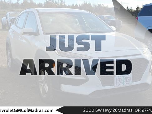 Used 2019 Hyundai Kona SE w/ Cargo Package image 1