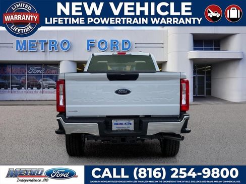 New 2025 Ford F350 XLT w/ FX4 Off-Road Package image 5