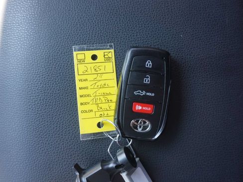 Used 2024 Toyota Tacoma TRD Pro AWD/4WD image 31