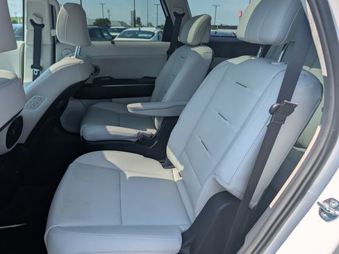 Used 2026 Hyundai Palisade Calligraphy AWD/4WD image 14