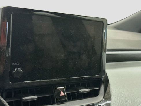 Used 2023 Toyota Corolla SE w/ Carpet Mat Package (TMS) FWD image 4