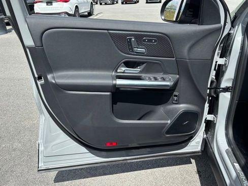 New 2026 Mercedes-Benz GLA 35 AMG 4MATIC image 11