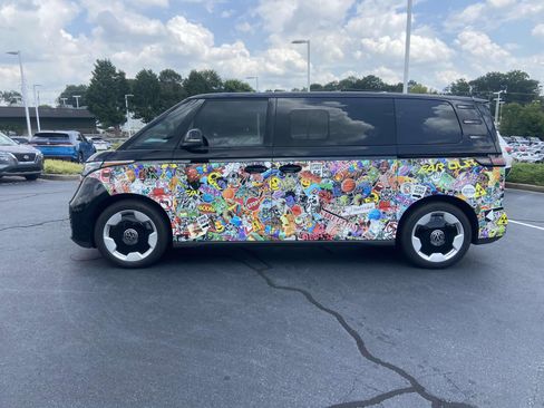 New 2025 Volkswagen ID. Buzz Pro S image 6