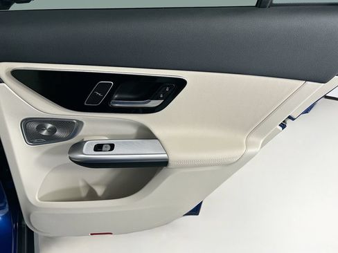 Certified 2026 Mercedes-Benz GLC 300 4MATIC image 26