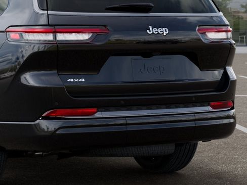 New 2026 Jeep Grand Cherokee L Limited AWD/4WD image 39