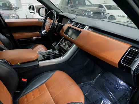 Used 2017 Land Rover Range Rover Sport Autobiography image 25