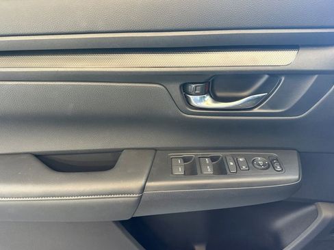 Used 2025 Honda CR-V EX image 10