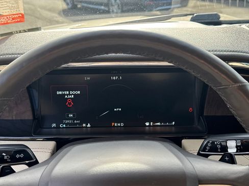 Used 2019 Lincoln Navigator Reserve w/ Cargo Package image 28