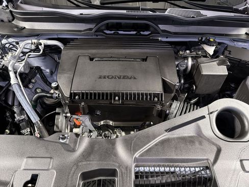 Used 2025 Honda Pilot Black Edition image 32