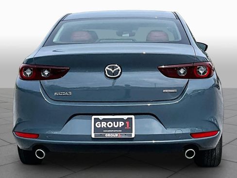 Used 2023 MAZDA MAZDA3 s FWD image 5