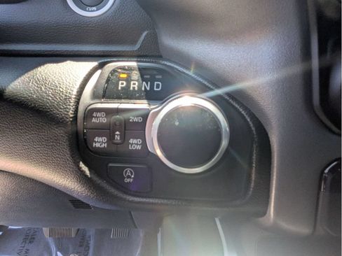 Used 2023 RAM 1500 Big Horn AWD/4WD image 25