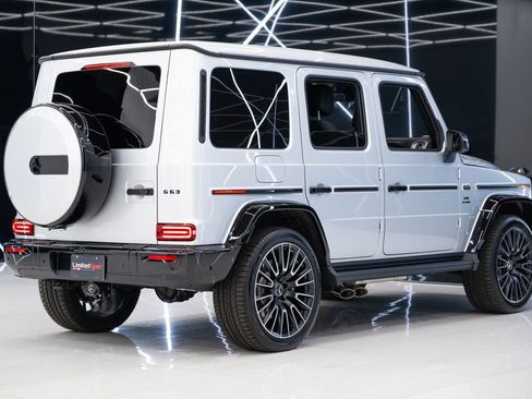 Used 2026 Mercedes-Benz G 63 AMG 4MATIC image 11