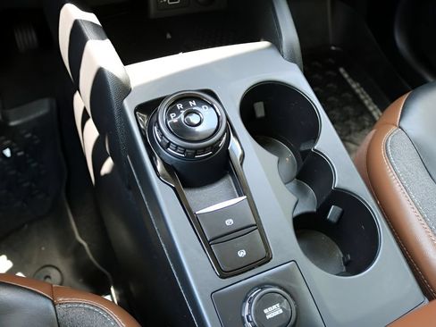 Used 2023 Ford Bronco Sport Outer Banks w/ Tech Package AWD/4WD image 23