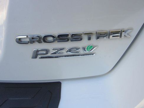 Used 2017 Subaru Crosstrek 2.0i Premium image 25