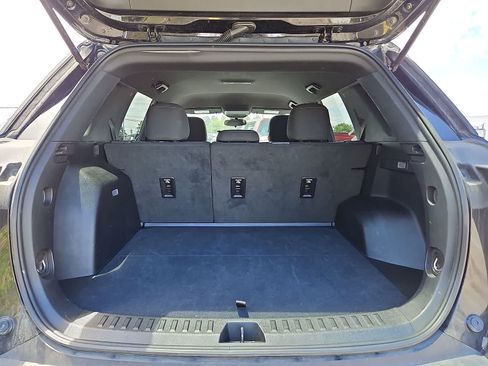 Certified 2025 Chevrolet Equinox LT FWD image 31