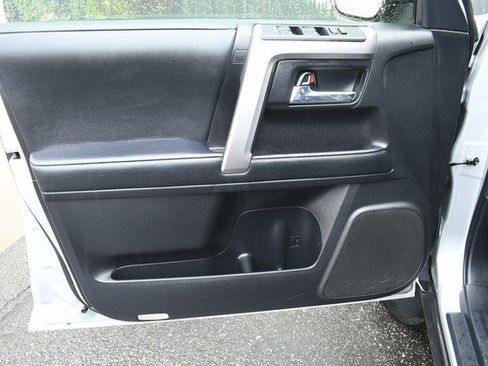 Certified 2024 Toyota 4Runner SR5 AWD/4WD image 13