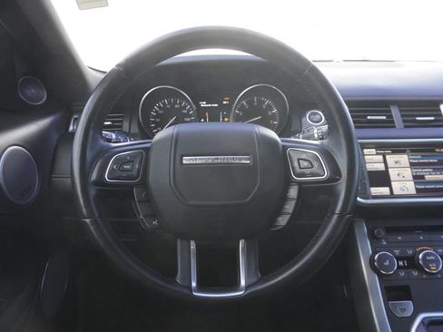 Used 2014 Land Rover Range Rover Evoque Prestige image 10