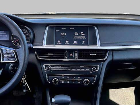Used 2019 Kia Optima LX FWD image 6