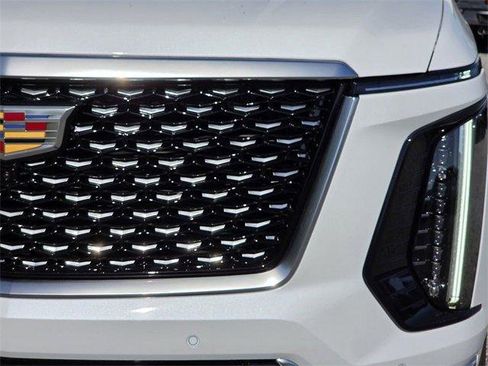 New 2026 Cadillac Escalade Luxury image 10