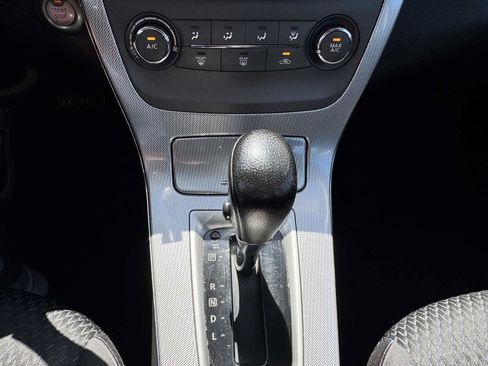 Used 2013 Nissan Sentra SR w/ Driver Pkg FWD image 44