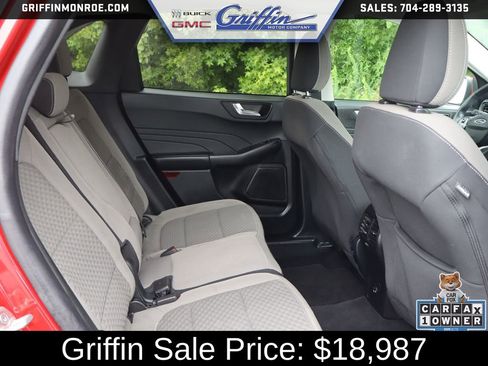 Used 2021 Ford Escape SE w/ Convenience Package FWD image 39