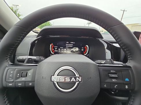 New 2026 Nissan Pathfinder SL FWD image 25