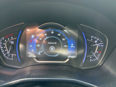 Used 2020 Hyundai Santa Fe SEL image 12