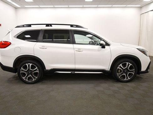 Used 2023 Subaru Ascent Limited AWD/4WD image 9