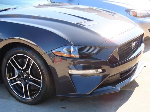 Certified 2022 Ford Mustang GT Premium image 5