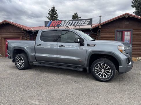 Used 2020 GMC Sierra 1500 AT4 w/ AT4 Premium Package AWD/4WD image 3