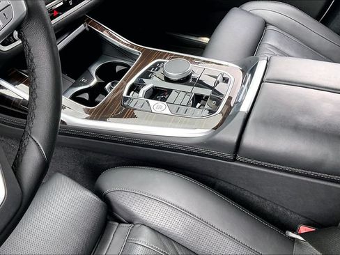 Certified 2026 BMW X7 xDrive40i AWD/4WD image 14