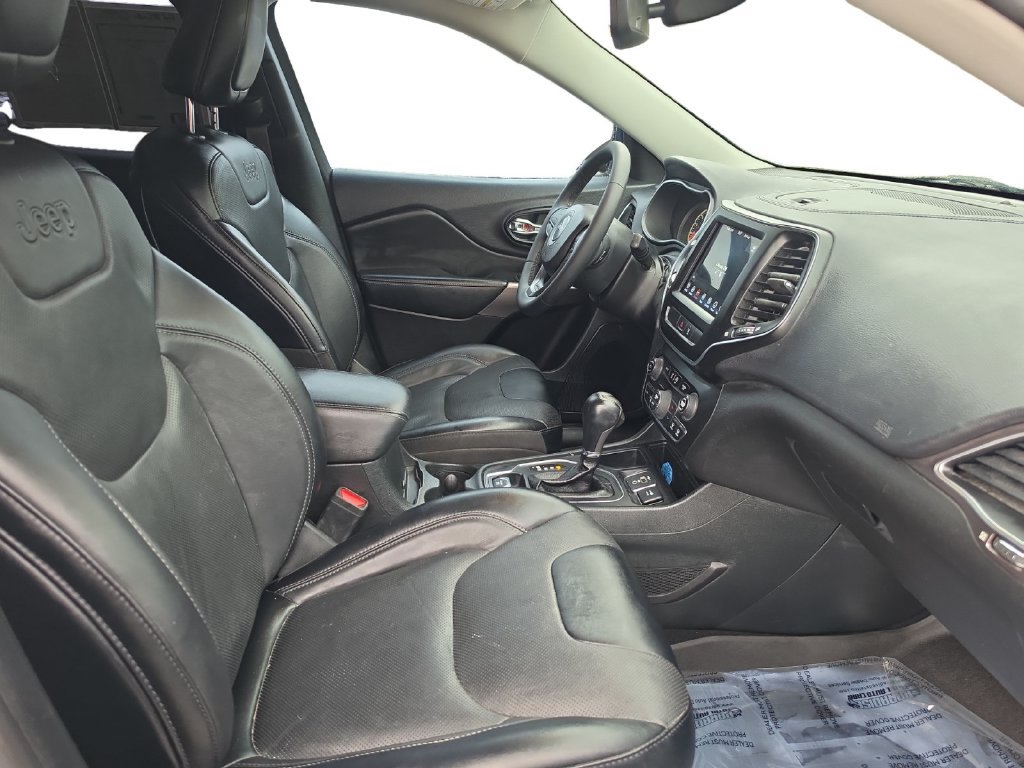 Used 2022 Jeep Cherokee Latitude Lux FWD image 16